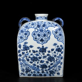 A Rare Blue and White Peacock and Peony Pattern Vase