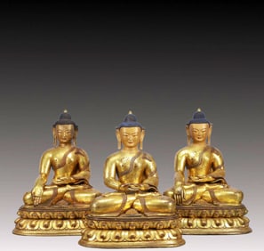 A Set of Solemn Gilt Bronze Statue of Sakyamuni
