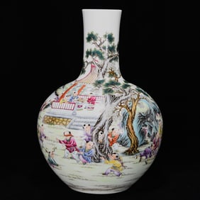 A Huge Famille-Rose Character and Story Pattern Vase