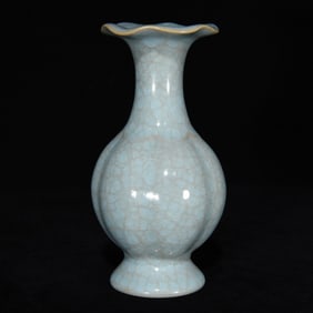 An Exquisite Ru yao Vase