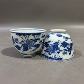 A Pair of Exquisite Blue and White Character and Story Pattern Cups