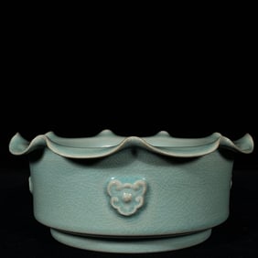 An Exquisite Ru yao Beast-Ears Washer