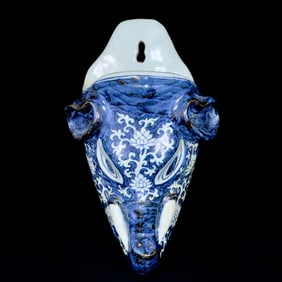 An Exquisite Blue and White Lotus Pattern Elephant-Shaped Vase