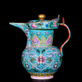 An Exquisite Enamel Painted Gold Flower Pattern Pot