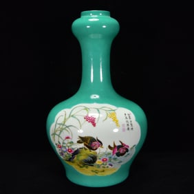 A Rare Famille-Rose Mandarin Duck Pattern Vase?With Poem