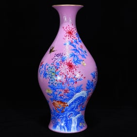 A Rare Enamel Painted Gold Flower and Butterfly Pattern Vase,With Poem