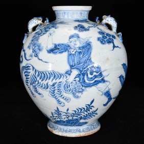 An Exquisite Blue and White Character and Story Pattern Beast-Ears Vase