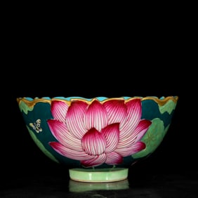 An Exquisite Enamel Painted Gold Lotus Pattern Bowl