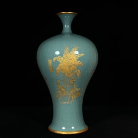 A Huge Ru yao Cover with Gold  Woman Pattern Vase,With Poem
