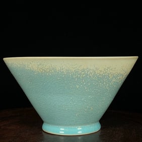An Exquisite Ru yao Bowl