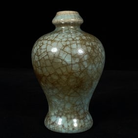 An Exquisite Ru yao Vase