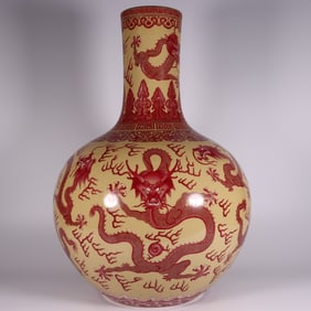 A Huge Yellow Glazed Ruby red-Glazed Painted Gold Seawater and Dragon Pattern Vase