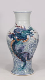 A Huge Doucai Seawater and Dragon Pattern Vase