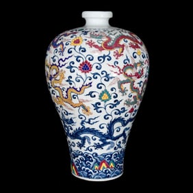 A Huge Blue and White Wucai Lotus and Dragon Pattern Vase