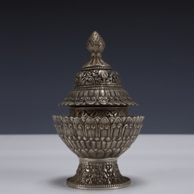 An Exquisite Silver-plated Bronze Lotus Pattern Censer