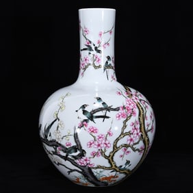 A Rare Famille-Rose Flower and Bird Pattern Vase