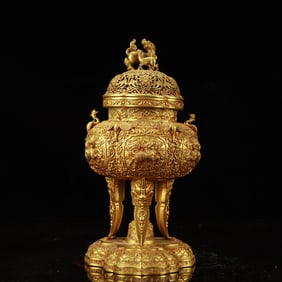 An Exquisite Gilt Bronze Lotus Kylin Pattern Phoenix -Ears Beast-Legs Censer
