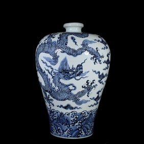 A Huge Blue and White Seawater,Auspicious Cloud and Dragon Pattern Vase