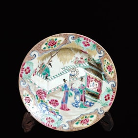 An Exquisite Character and Story Pattern Plate