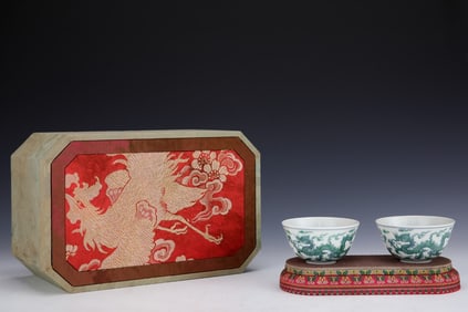 A Pair of Exquisite Doucai Dragon Pattern Cups