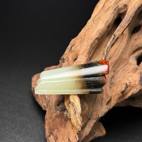 An Exquisite White Jade Coffin-Shaped Pendant