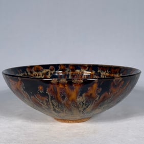 A Rare Ji Zhou Yao Flambe Glazed Bowl
