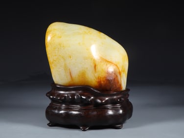 An Exquisite White Jade Ornament,With Zitanwood Base