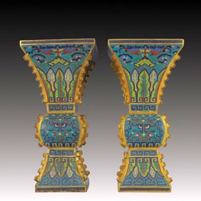 A Pair of Exquisite Cloisonne Beast-Face Pattern Vases