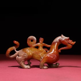 An Exquisite White Jade Dragon Ornament