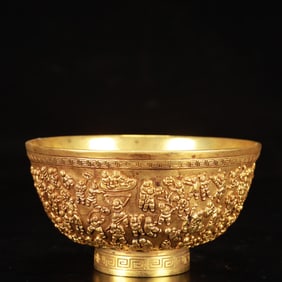 An Exquisite Gilt Bronze Figure Pattern Bowl