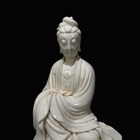 A Solemn Dehua white porcelain Statue of Avalokitesvara