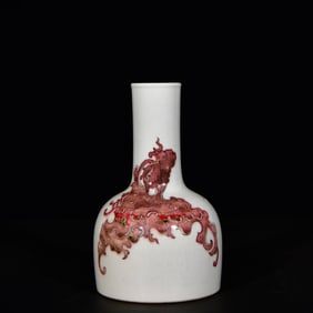 An Exquisite Underglaze Red Phoenix Pattern Vase