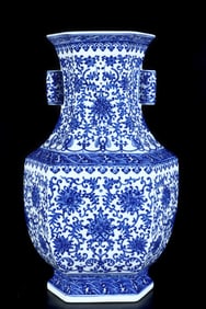 A Huge Blue and White Lotus Pattern Double-Ears Vase