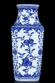 A Huge Blue and White Flower and Fruit Pattern Vase