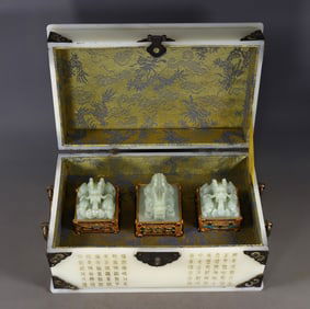 A Set of Fine White Jade Cover with Gold Dragon Pattern Seals,with White Jade Poem Box,with an