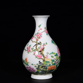 An Exquisite Enamel Flower and Bird Pattern Vase,With Poem