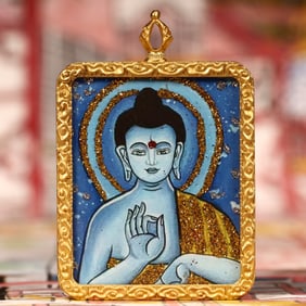 An Exquisite Painted Color Statue of Bhai?ajyaguru Tangka