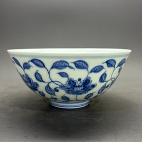 A Rare Blue and white Lotus Flower Pattern Bowl
