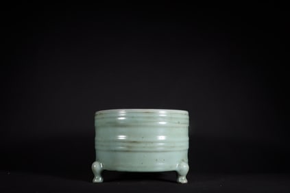 A Rare Guan yao Celadon Glazed Censer?