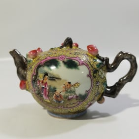 A Rare Enamel Outline in gold Flower Pattern  Figures Pattern Ewer