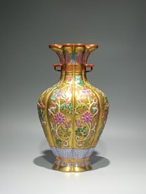 A Rare Enamel Gold Ground Flower Pattern Vase?