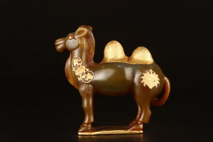 A Rare Old Agate Gold-Wrapped Camel