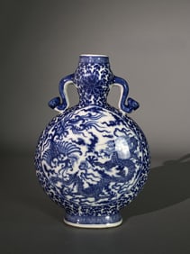 A Rare Blue and White Dragon Phoenix Pattern Vase