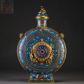 A Rare Cloisonne Interlocking Lotus Lion-Top Kettle