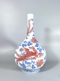 A Rare Blue and White Lotus Phoenix Pattern Vase