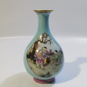 A Rare Enamel Figures Pattern Vase