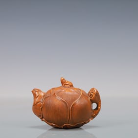 A Rare Boxwood-handled Pot?