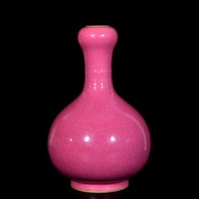 A Rare Ruby Red-Glazed Painted Gold Vase