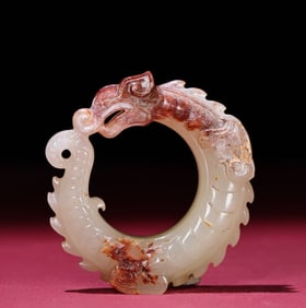 An Exquisite White Jade Dragon Pattern Pendant