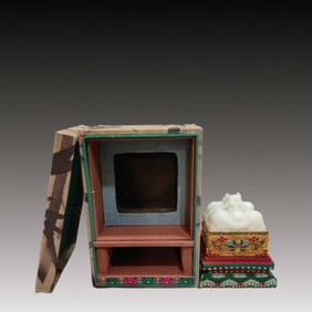 An Exquisite White Jade Cover with Gilt Dragon Pattern Seal,Inlaid Gems